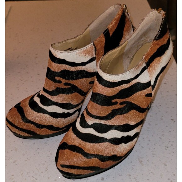 Nine West Heels - Cowhide Leather - Leopard Print Booties 7.5 - Picture 2 of 8